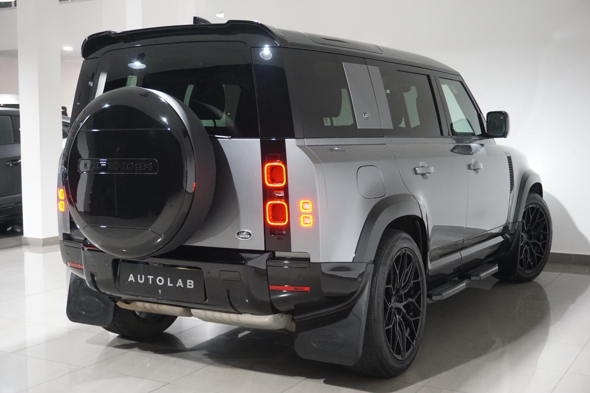 Land Rover Defender 110 3.0 D200 MHEV SE SUV 5dr Diesel Auto 4WD Euro 6 (s/s) (200 ps)